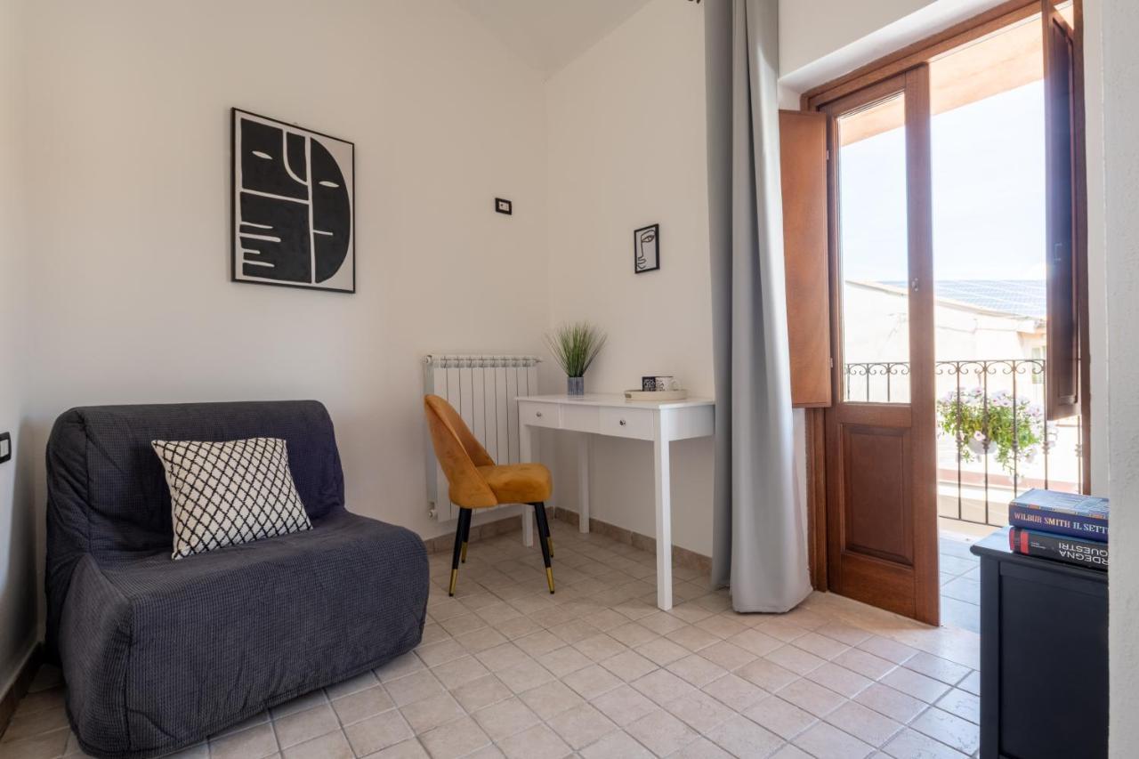Don Pedro 53 Hotel Tresnuraghes ภายนอก รูปภาพ